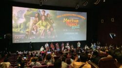 Ini debut gila Bunda Corla di film mertua ngeri kali